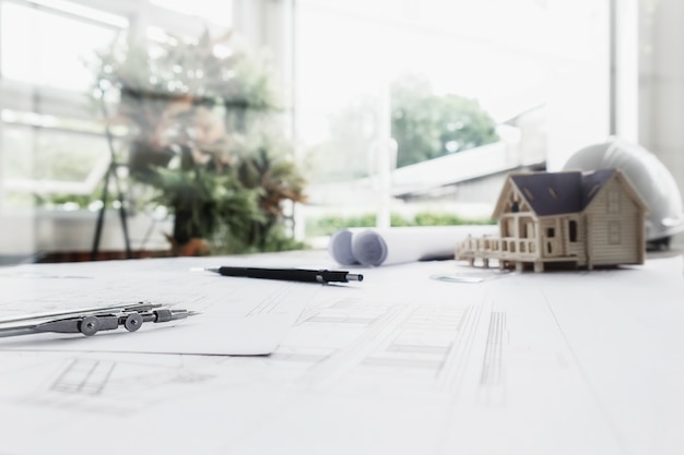 探索Web前端三大主流框架，React、Vue与Angular的异同与优势